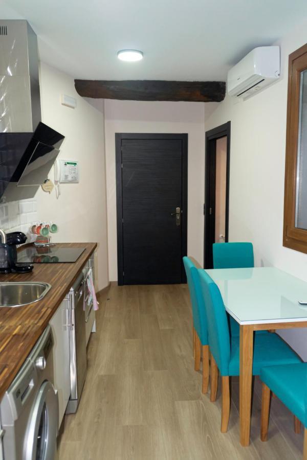 Apartamentos En El Valle Del Jerte Flores Para Angela Cabezuela Del Valle Exterior photo